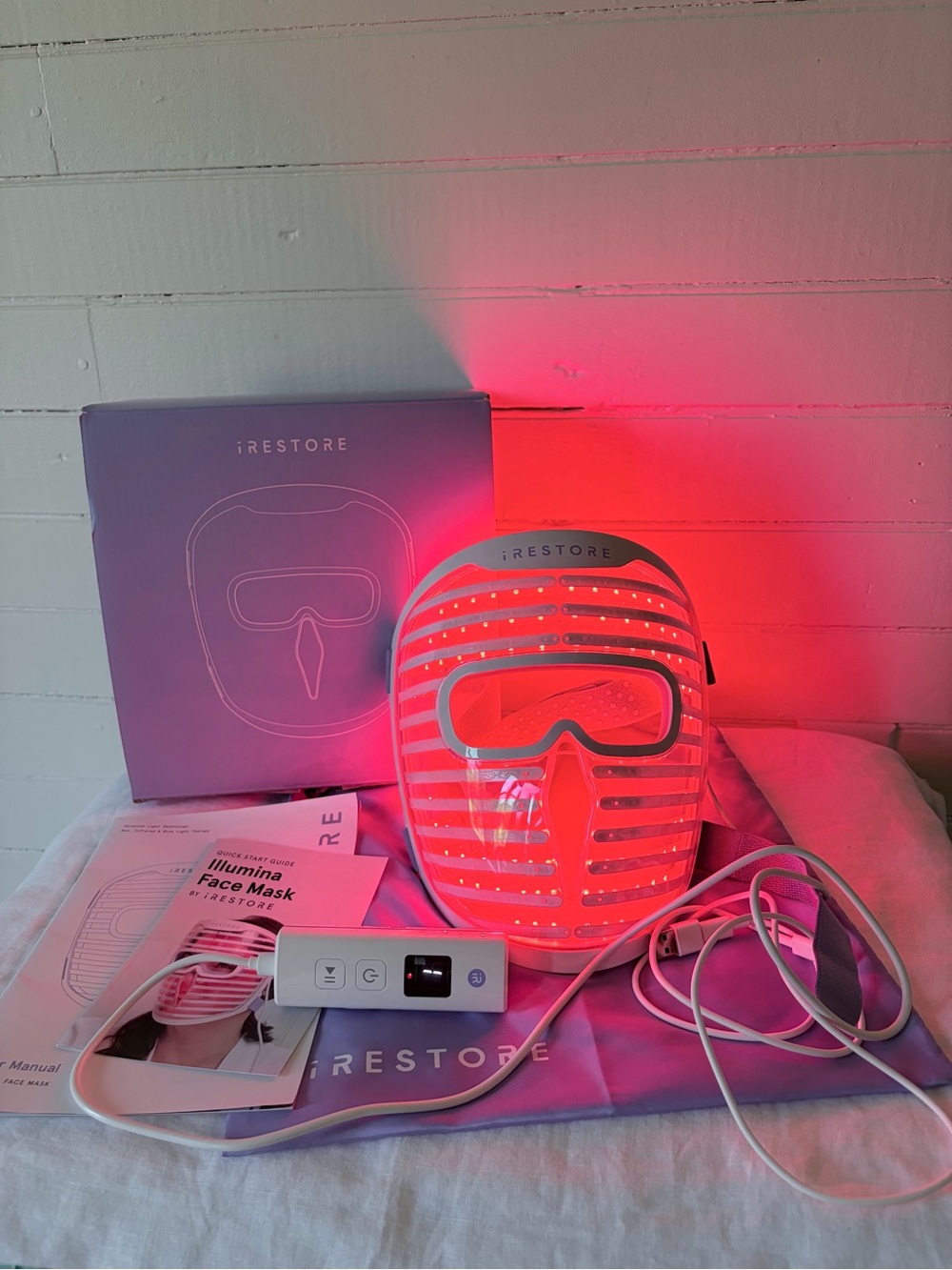 iRESTORE Illumina LED Red Light Mask